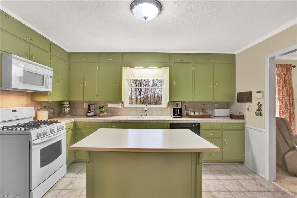 4960 Rex Road Winston-Salem, NC 27107 - Photo 9 of 30 Gallery Image 9