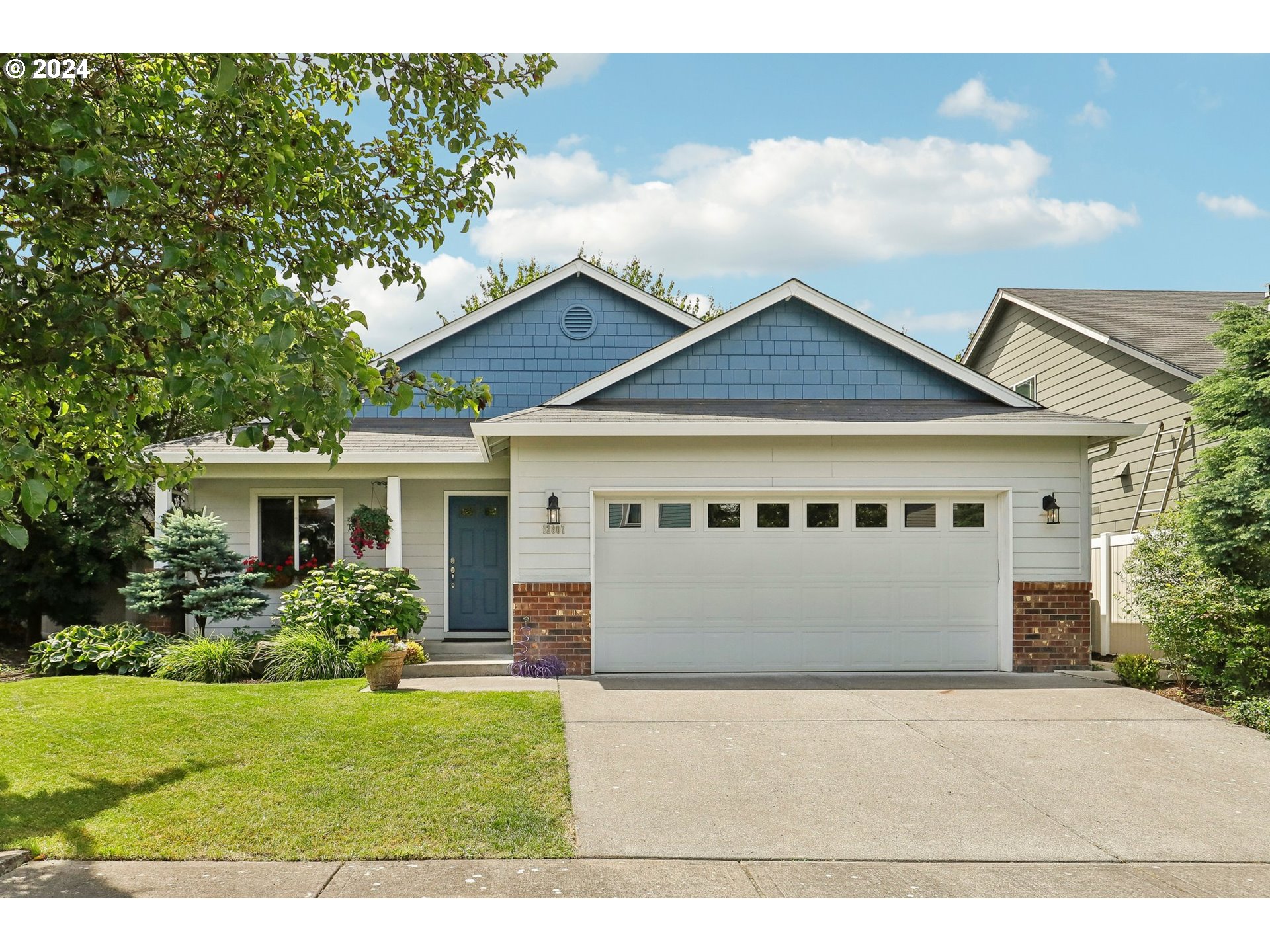 12807 Northeast 43rd Cir  