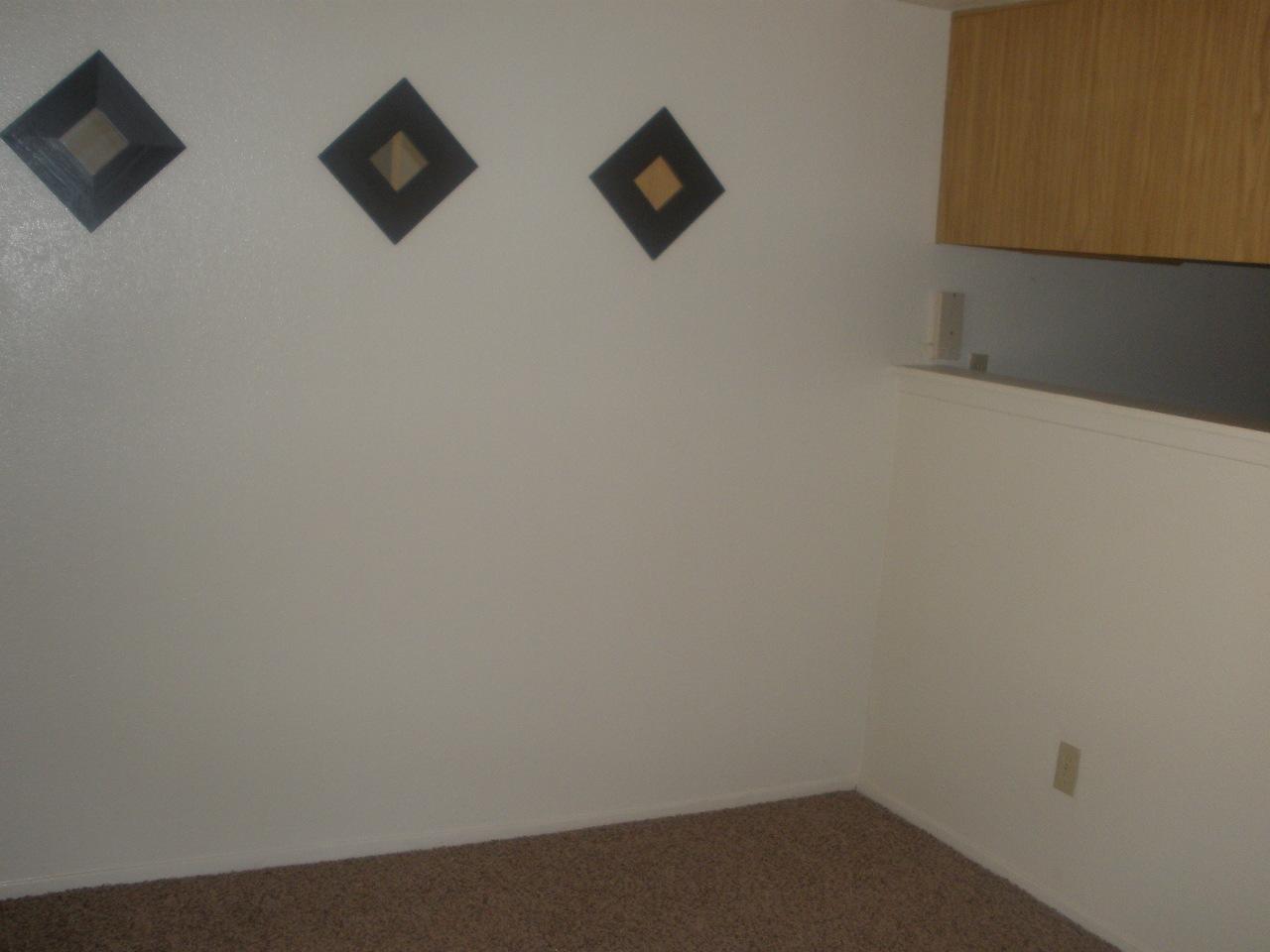 3511 East Baseline Road, Unit 1042 Phoenix, AZ 85042 - Photo 2 of 7 dining