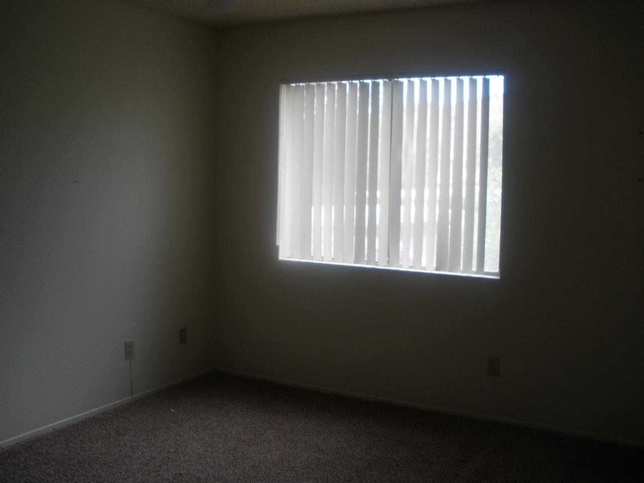 3511 East Baseline Road, Unit 1042 Phoenix, AZ 85042 - Photo 3 of 7 bed 1