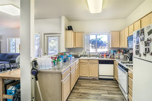 $1,550 | 5250 South Rainbow Boulevard, Unit 2034, Las Vegas, NV 89118