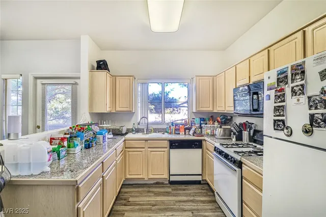 $1,550 | 5250 South Rainbow Boulevard, Unit 2034, Las Vegas, NV 89118