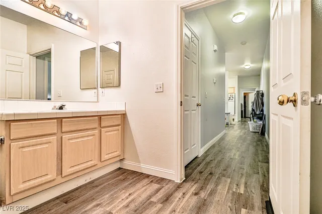 $1,550 | 5250 South Rainbow Boulevard, Unit 2034, Las Vegas, NV 89118