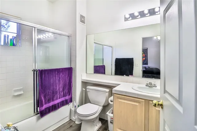 $1,550 | 5250 South Rainbow Boulevard, Unit 2034, Las Vegas, NV 89118