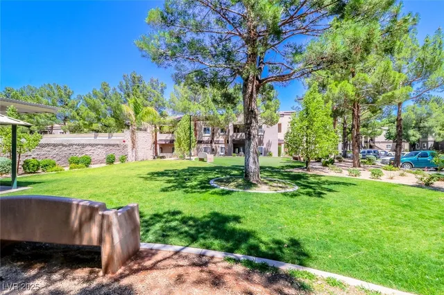 $1,550 | 5250 South Rainbow Boulevard, Unit 2034, Las Vegas, NV 89118