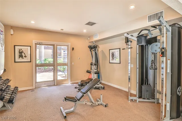 $1,550 | 5250 South Rainbow Boulevard, Unit 2034, Las Vegas, NV 89118