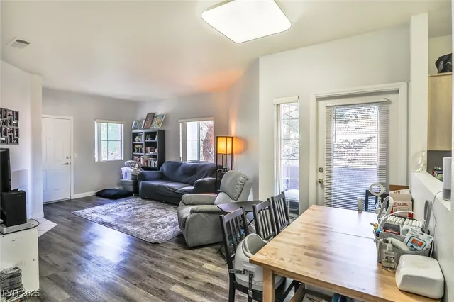 $1,550 | 5250 South Rainbow Boulevard, Unit 2034, Las Vegas, NV 89118