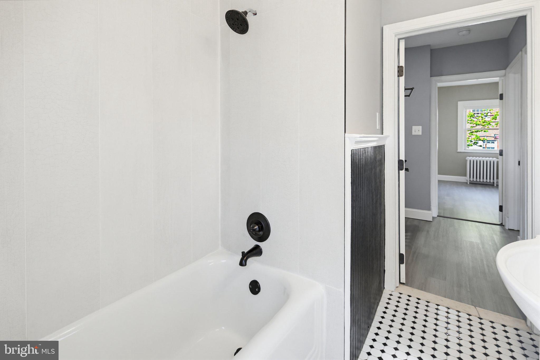 12 North Rosedale Street Baltimore, MD 21229 - Photo 10 of 25 Modern bathroom with stylish accents.