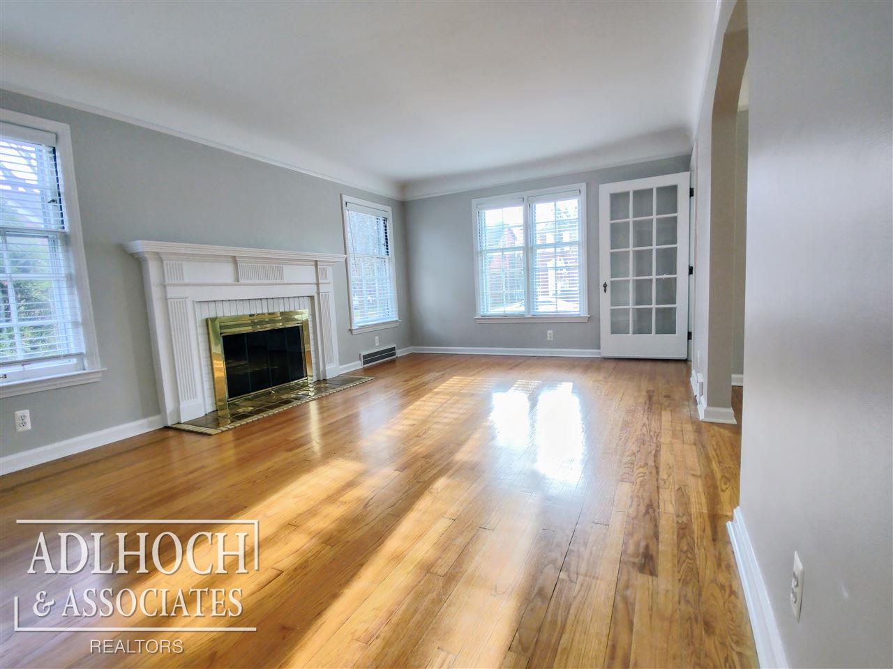 430 Touraine Road Grosse Pointe Farms, MI 48236 - Photo 3 of 18