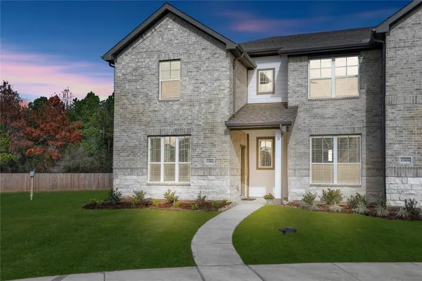 $2,200 | 11910 Amber Oak Way, Tomball, TX 77375