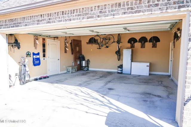 $339,000 | 313 North Fall's Crossing, Madison, MS 39110