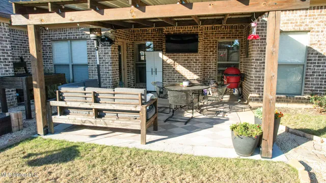 $339,000 | 313 North Fall's Crossing, Madison, MS 39110