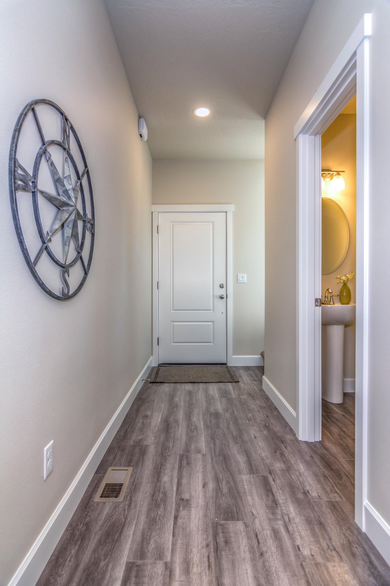 2340 Southwest Newberry Loop Redmond, OR 97756 - Photo 13 of 25 13