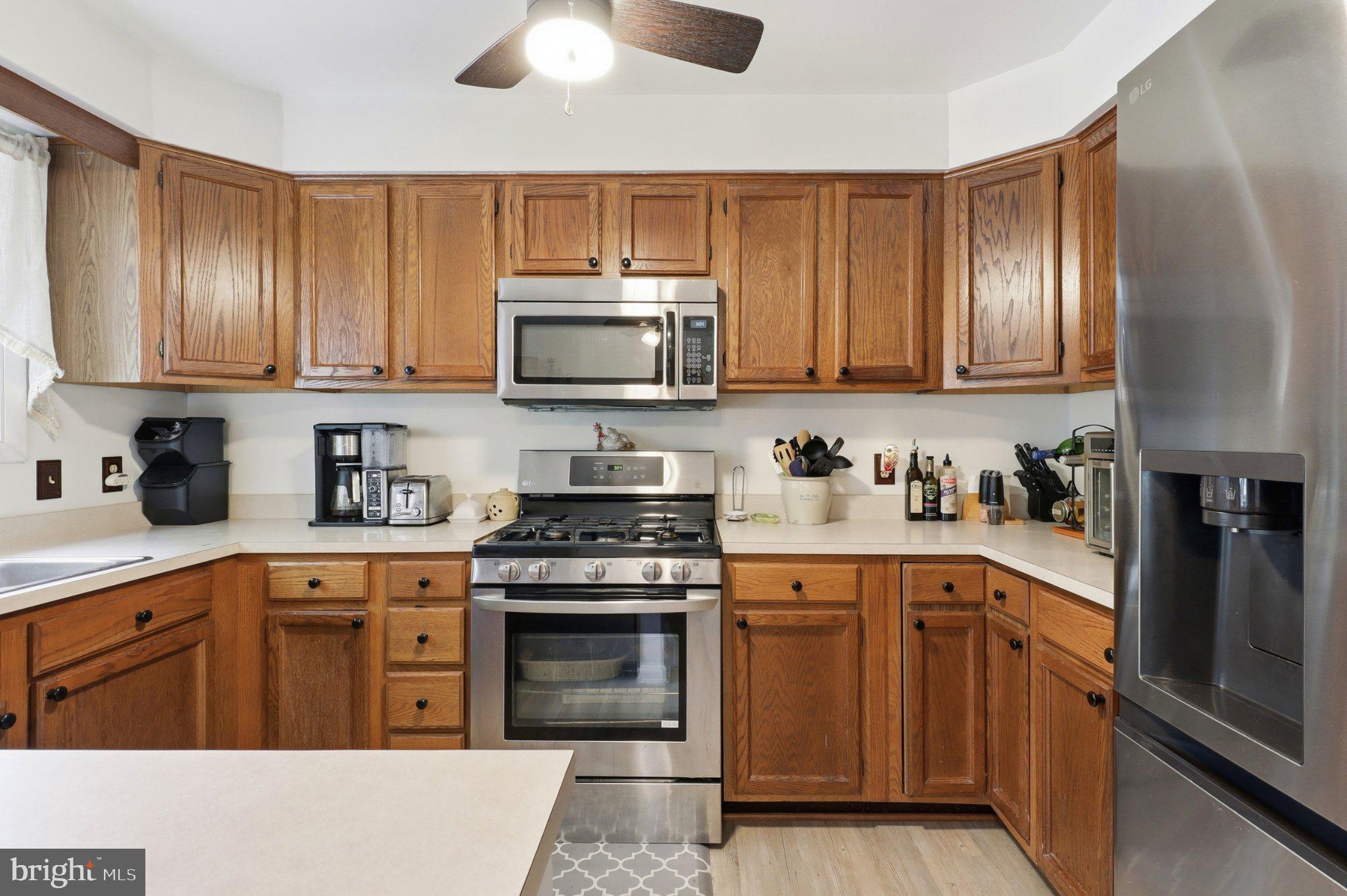 50 Greenleaf Road York, PA 17406 - Photo 8 of 34 Gallery Image 8