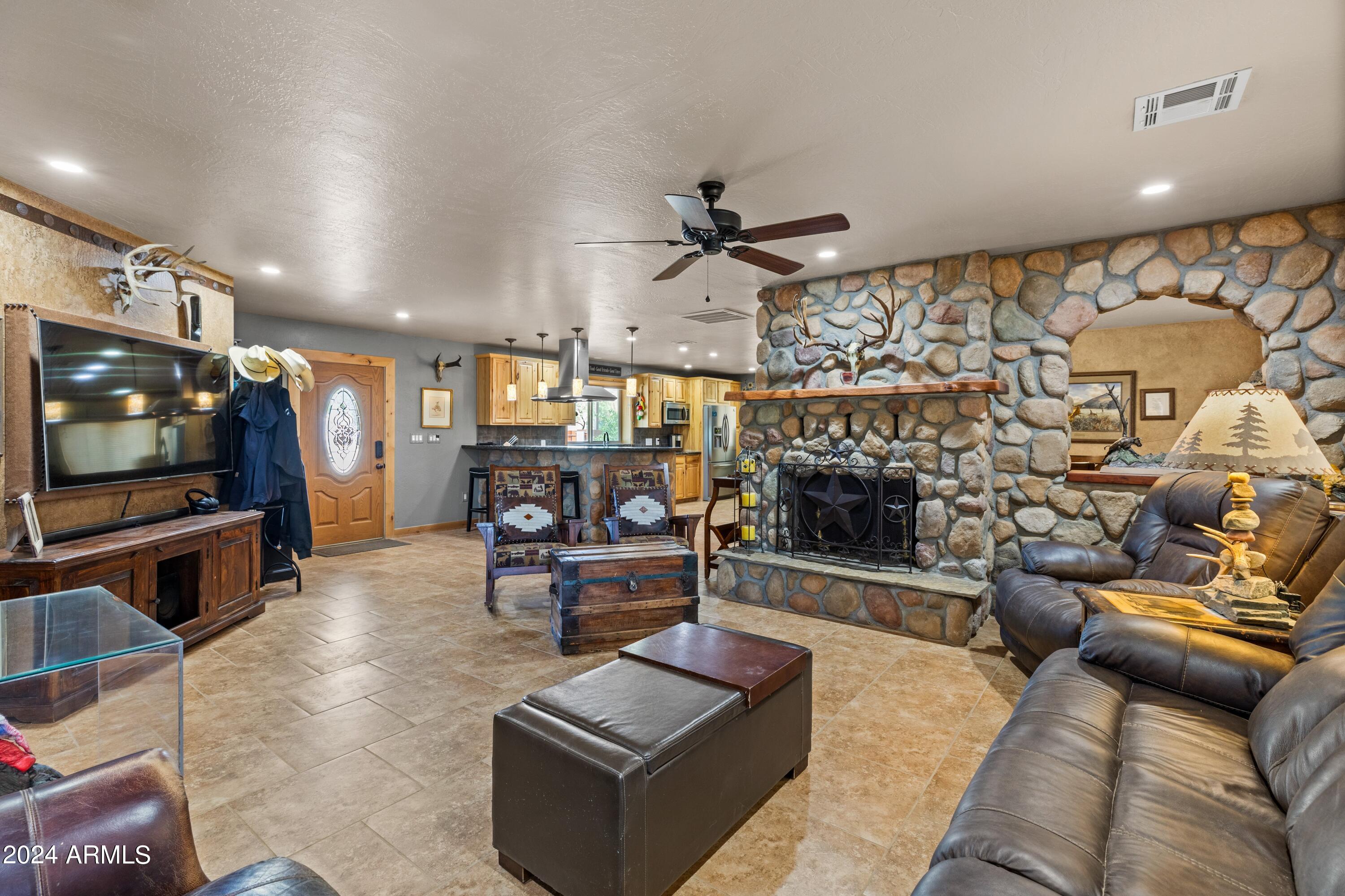 1525 West Maddock Road Phoenix, AZ 85086 - Photo 23 of 95 Open Floor Concept
