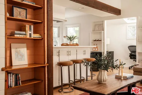$1,990,000 | 754 California Avenue, Venice, CA 90291
