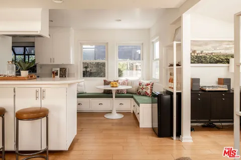 $1,990,000 | 754 California Avenue, Venice, CA 90291