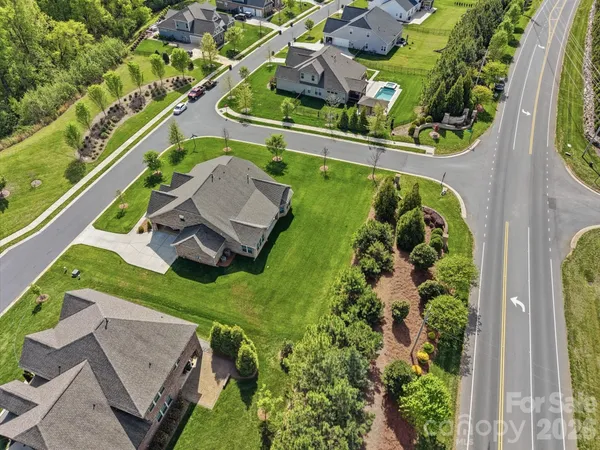 $935,000 | 301 Hollyhock Drive, Matthews, NC 28104