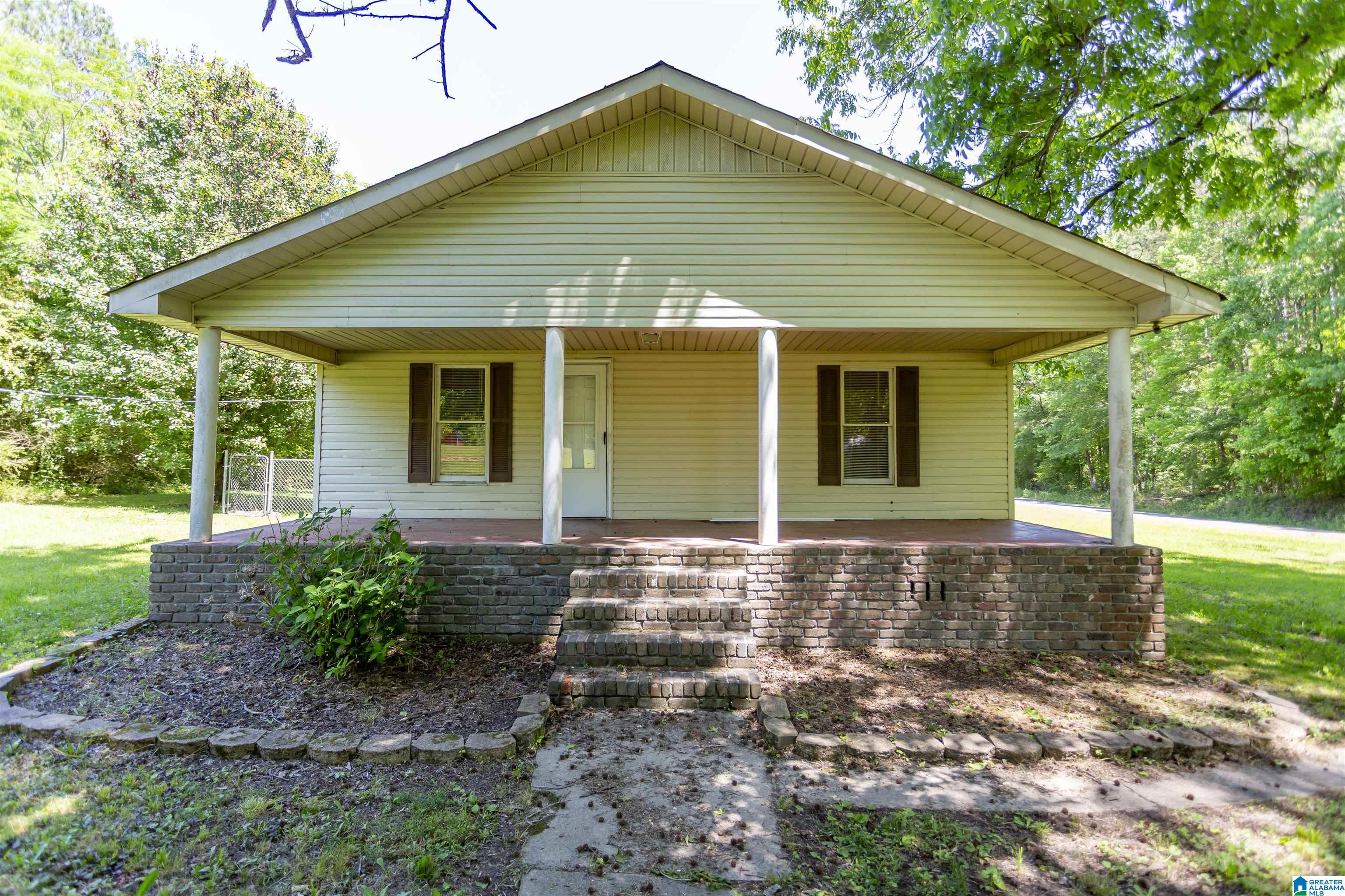 1907 Kelly Loop Road Mount Olive, AL 35117 - Photo 3 of 26