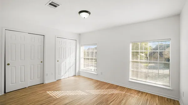 $374,900 | 810 Flanners Court, Spring, TX 77373