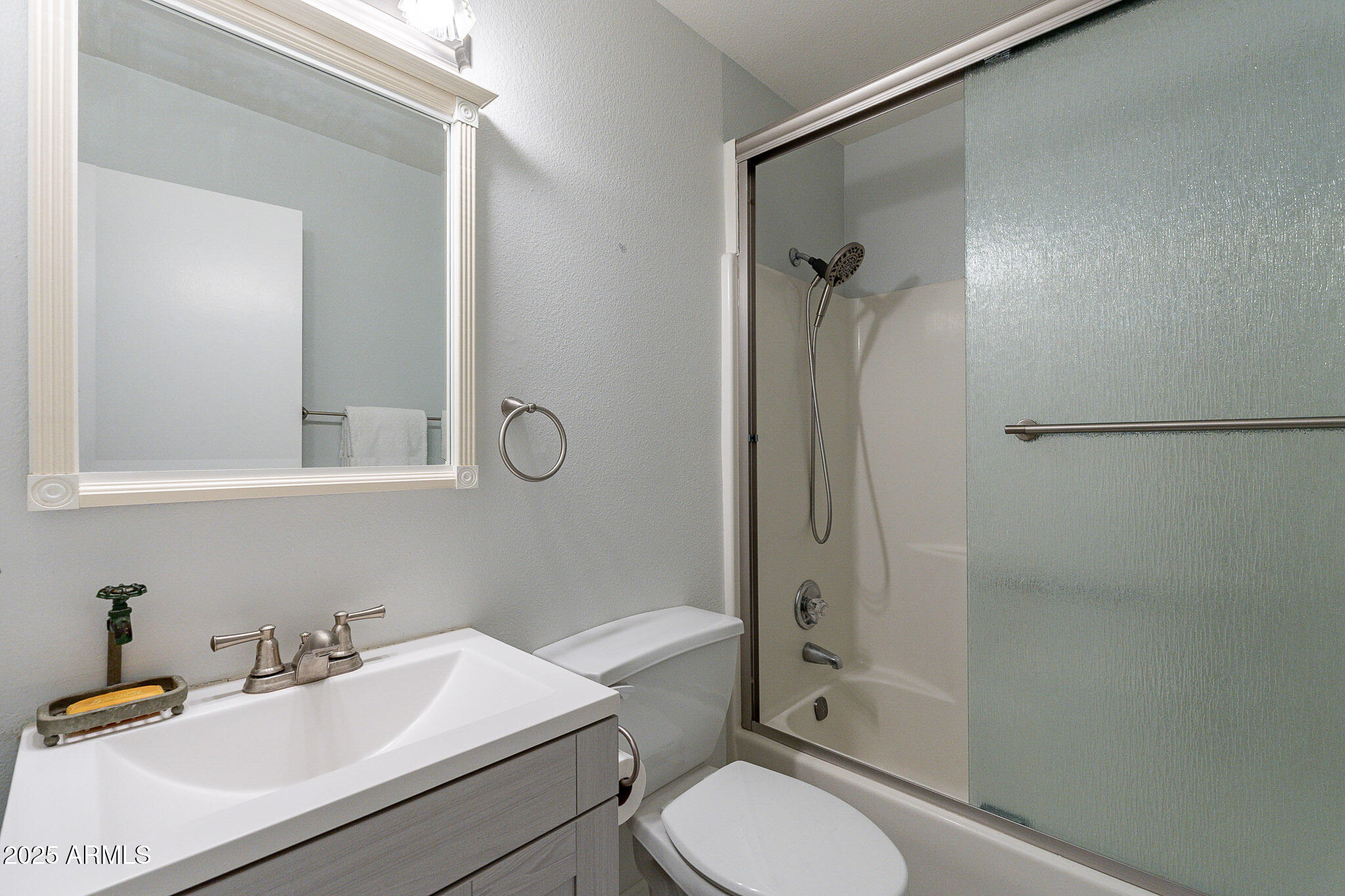 130 Castle Rock Road, Unit 100 Sedona, AZ 86351 - Photo 30 of 36 Bathroom 2
