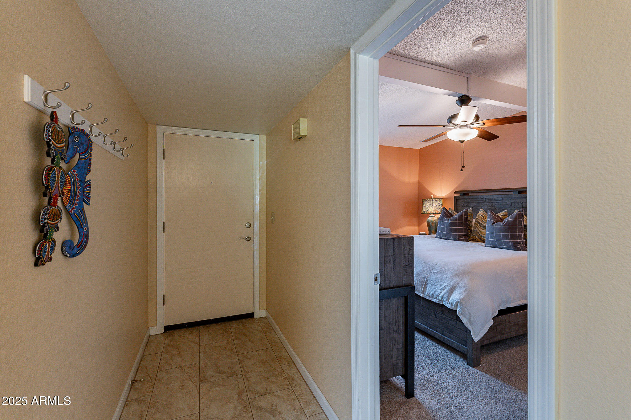 130 Castle Rock Road, Unit 100 Sedona, AZ 86351 - Photo 4 of 36 Entrance Hall