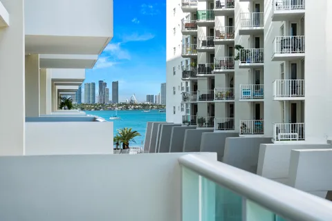 $399,000 | 1200 West Avenue, Unit 316, Miami Beach, FL 33139