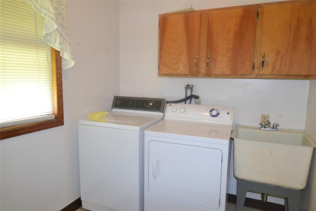564 Castleman Road Vestal, NY 13850 - Photo 12 of 37 Gallery Image 12