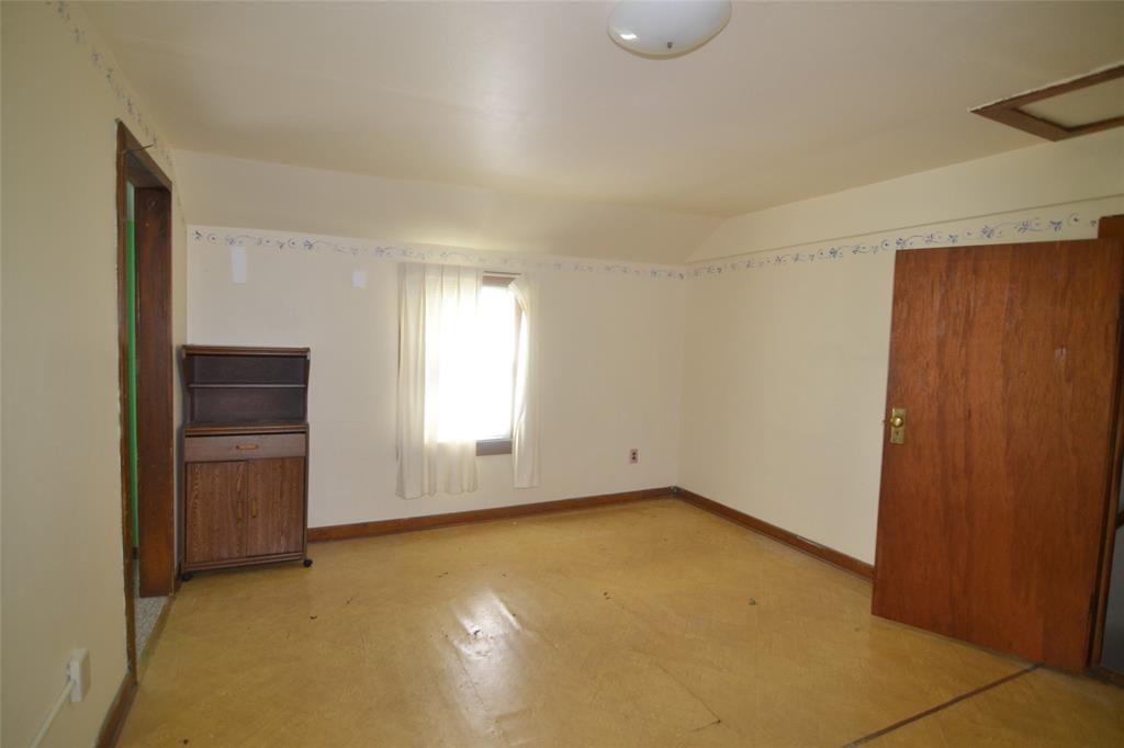 564 Castleman Road Vestal, NY 13850 - Photo 7 of 37 Gallery Image 7