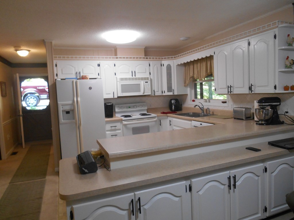 2225 Grassy Branch Road Sevierville, TN 37876 - Photo 13 of 28 Gallery Image 13