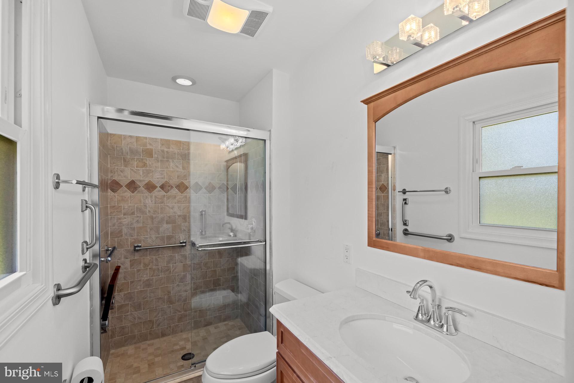 2925 Beaverwood Lane Silver Spring, MD 20906 - Photo 23 of 44 Primary Bath