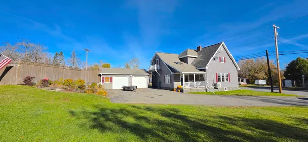 $279,000 | 8 Benjamin Street, Mars Hill, ME 04758
