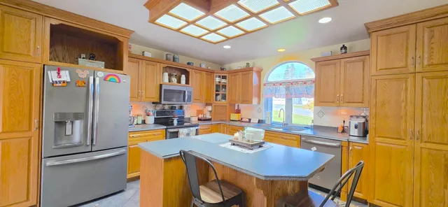 $279,000 | 8 Benjamin Street, Mars Hill, ME 04758