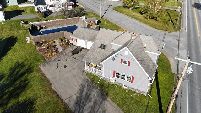 $279,000 | 8 Benjamin Street, Mars Hill, ME 04758