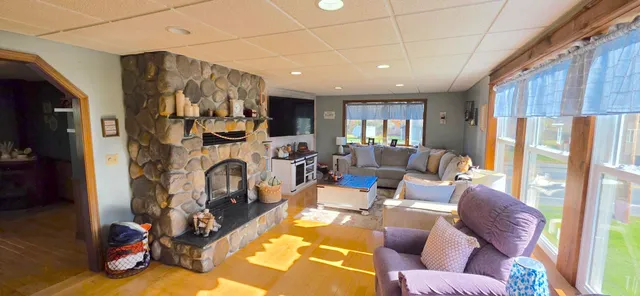 $279,000 | 8 Benjamin Street, Mars Hill, ME 04758