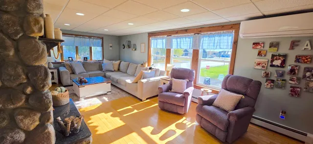 $279,000 | 8 Benjamin Street, Mars Hill, ME 04758