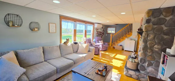 $279,000 | 8 Benjamin Street, Mars Hill, ME 04758