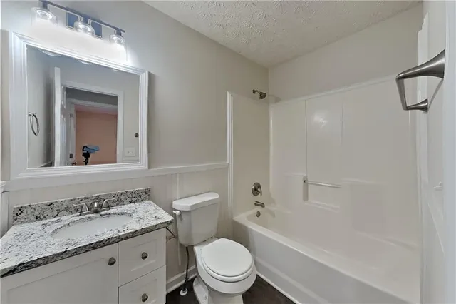 $2,400 | 1997 Alcovy Trace Way, Lawrenceville, GA 30045