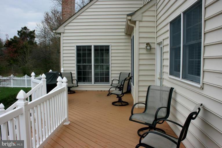 1600 Homewood Landing Road Annapolis, MD 21409 - Photo 12 of 27 Deck