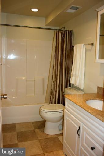 1600 Homewood Landing Road Annapolis, MD 21409 - Photo 20 of 27 Bath #4
