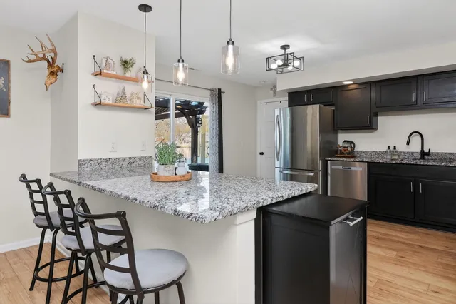 $345,000 | 39 Cayman Drive, Montgomery, IL 60538