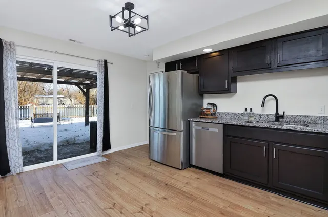 $345,000 | 39 Cayman Drive, Montgomery, IL 60538