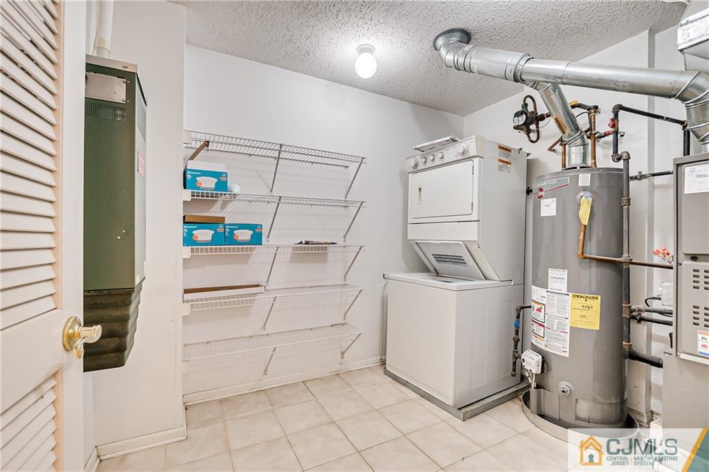 4 Prestwick Way, Unit 4 Edison, NJ 08820 - Photo 27 of 27 Gallery Image 27