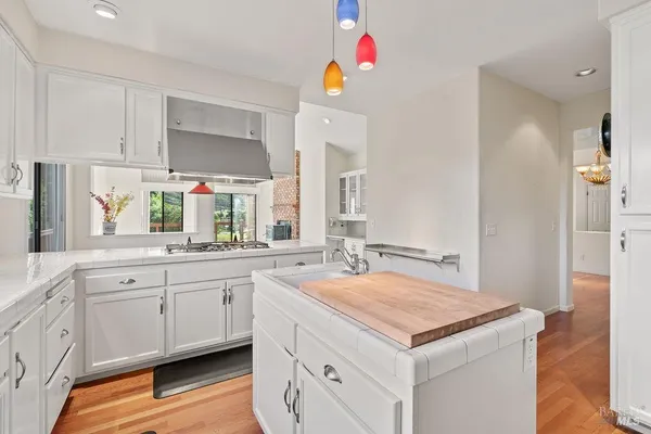 $1,070,000 | 6271 Meadowstone Drive, Santa Rosa, CA 95409