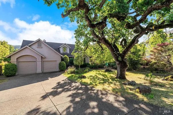 $1,070,000 | 6271 Meadowstone Drive, Santa Rosa, CA 95409