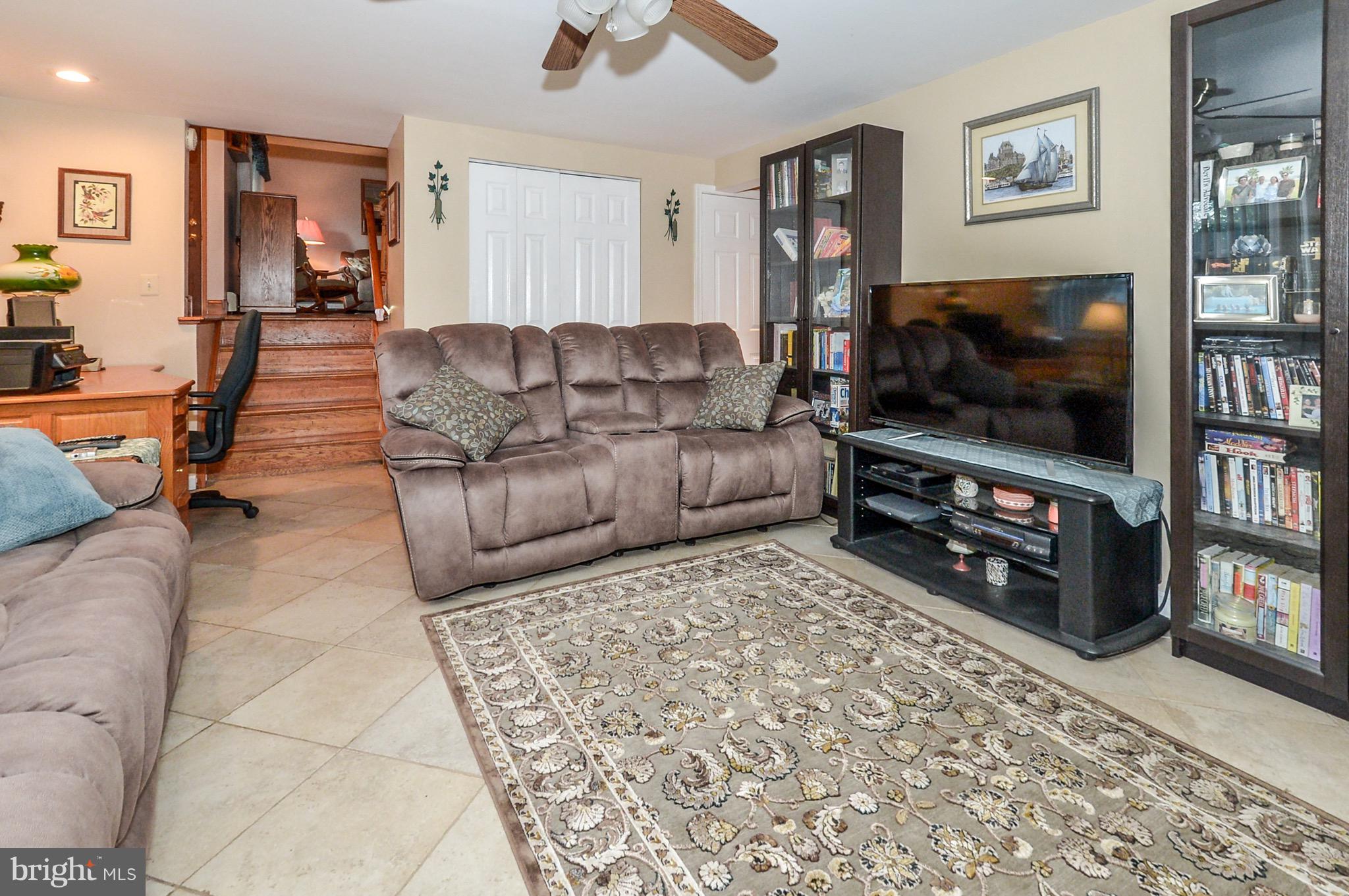 1247 Irma Road Warminster, PA 18974 - Photo 11 of 25 Gallery Image 11