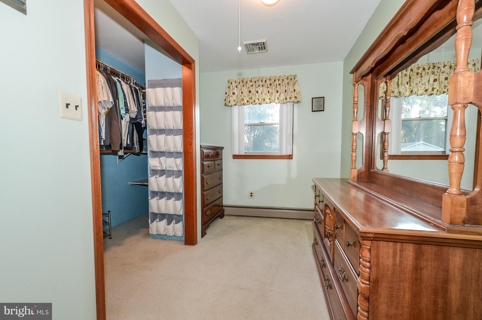 1247 Irma Road Warminster, PA 18974 - Photo 16 of 25 Gallery Image 16