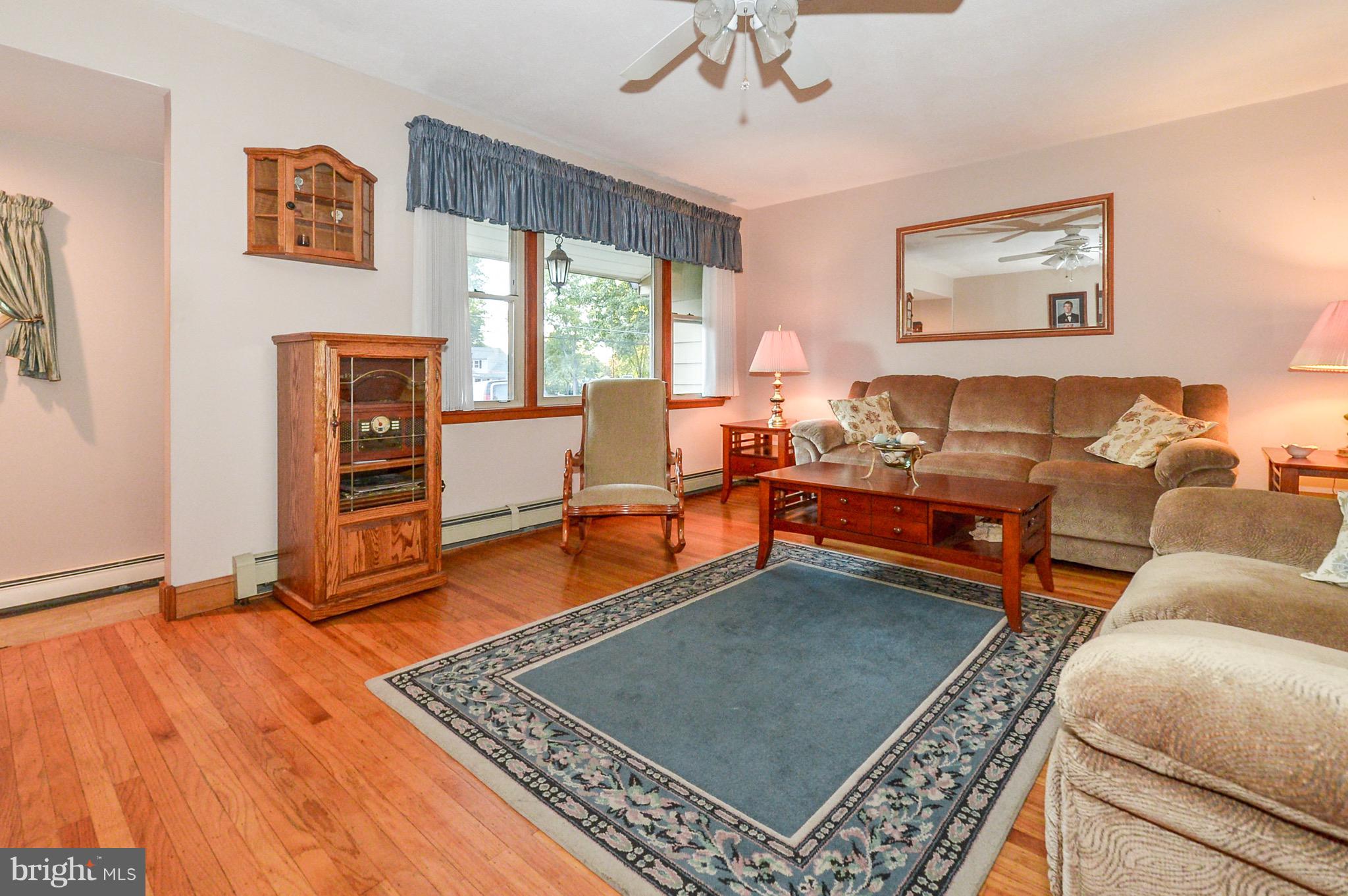 1247 Irma Road Warminster, PA 18974 - Photo 9 of 25 Gallery Image 9