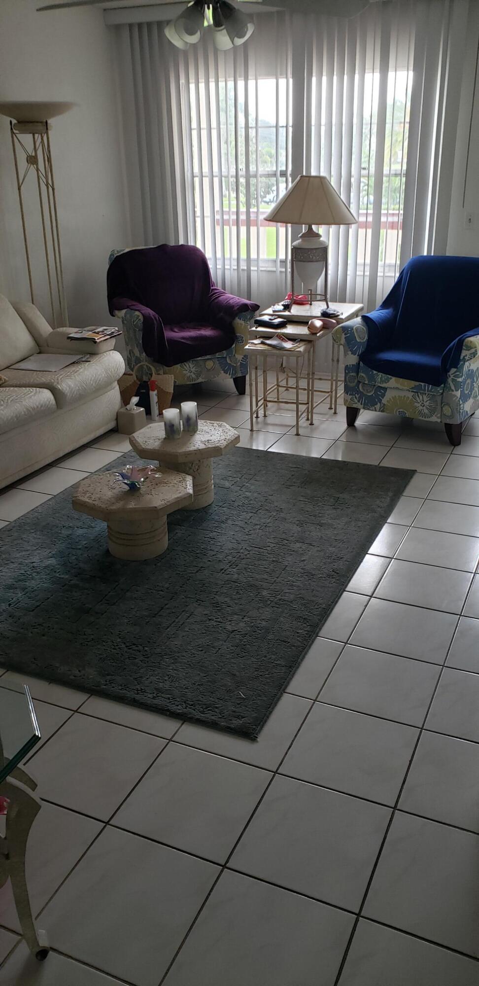271 Fanshaw G Boca Raton, FL 33434 - Photo 8 of 16 Living Room