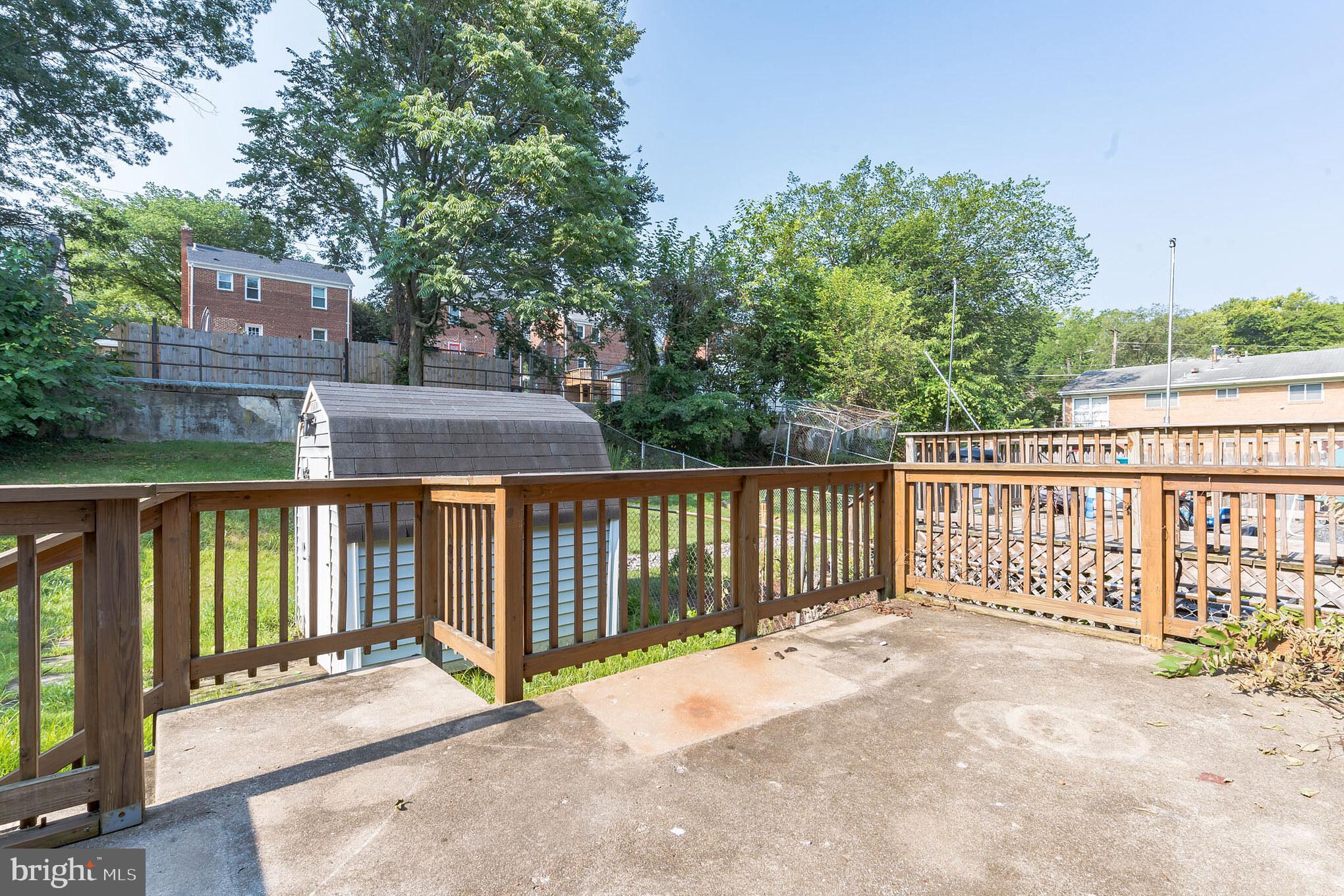 4615 Hillside Road Southeast Washington, DC 20019 - Photo 24 of 32 Deck
